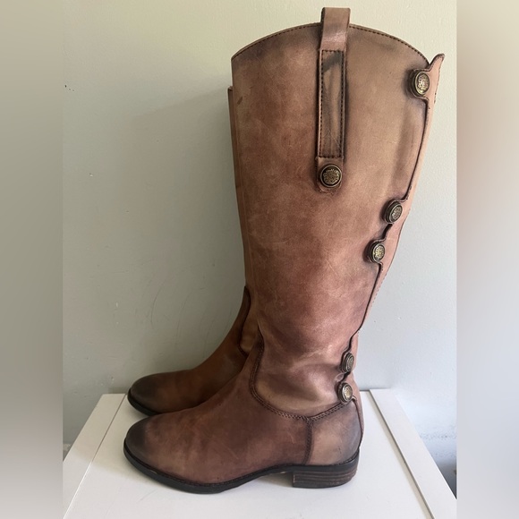 Arturo Chiang Shoes - Arturo Chiang Tall Distressed Leather Riding Boot size 6.5